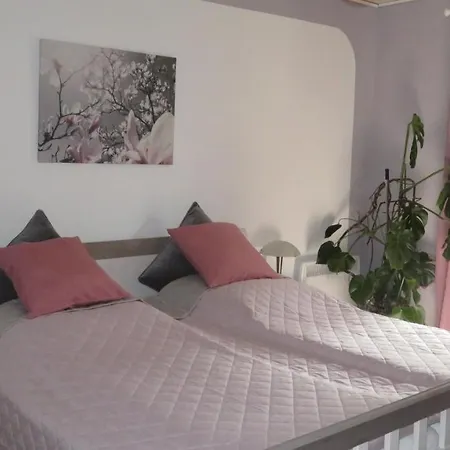 Kastavengrund - Ferienhaeuser Mit Kamin לישן