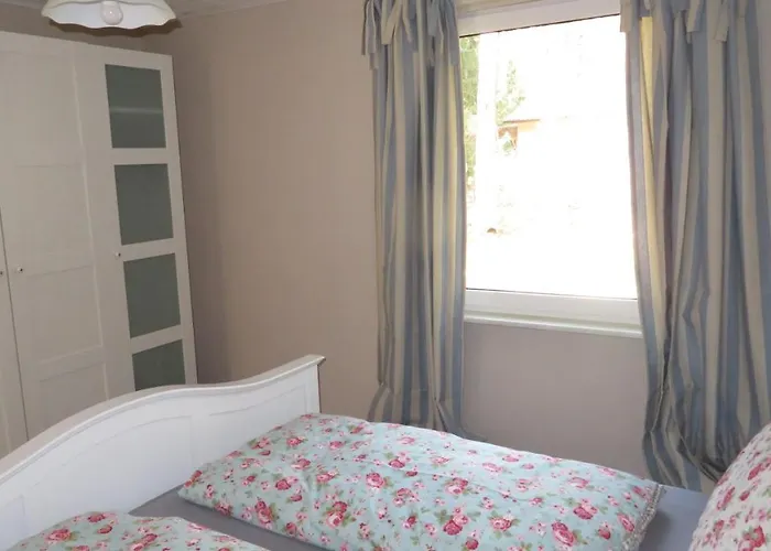 Kastavengrund - Ferienhaeuser Mit Kamin Lychen